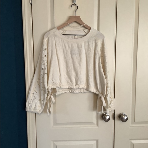Free People Cropped Pullover Size M - Picture 1 of 5